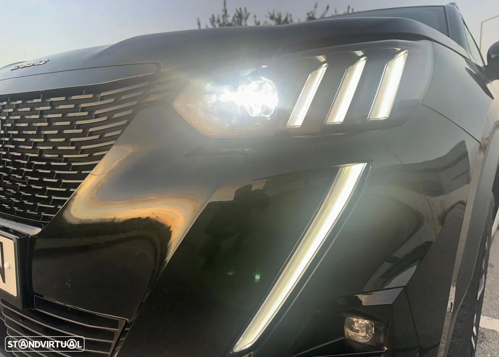 Peugeot e-2008 GT Pack - 7