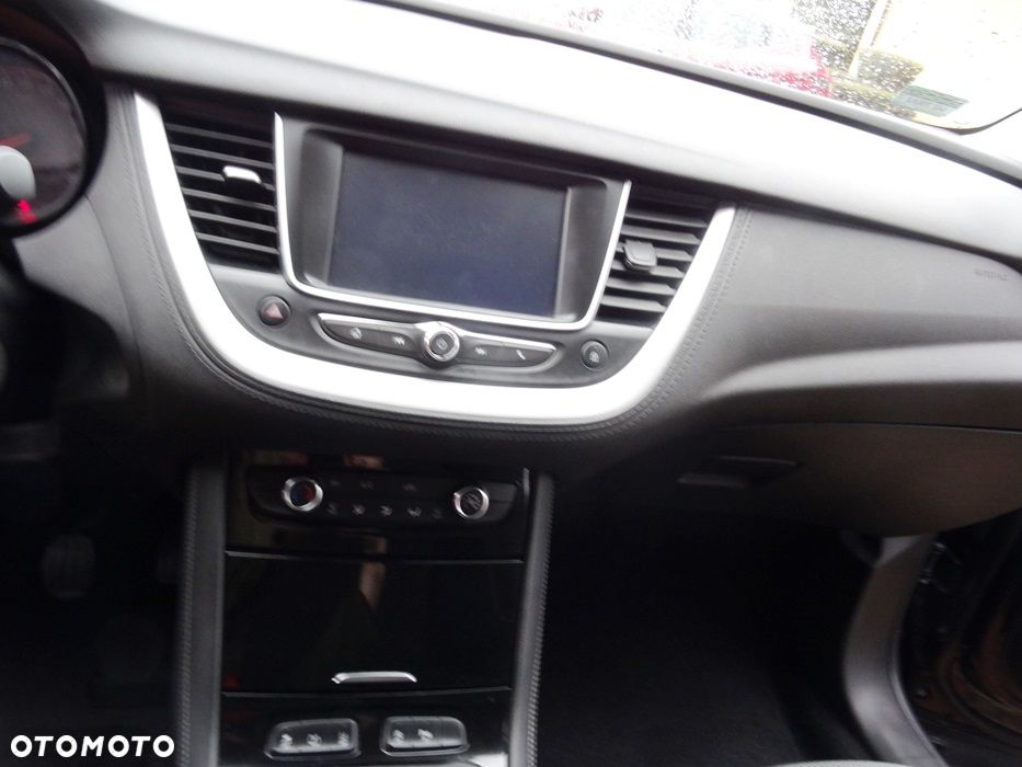 Opel Grandland X 1.2 T Enjoy S&S - 23