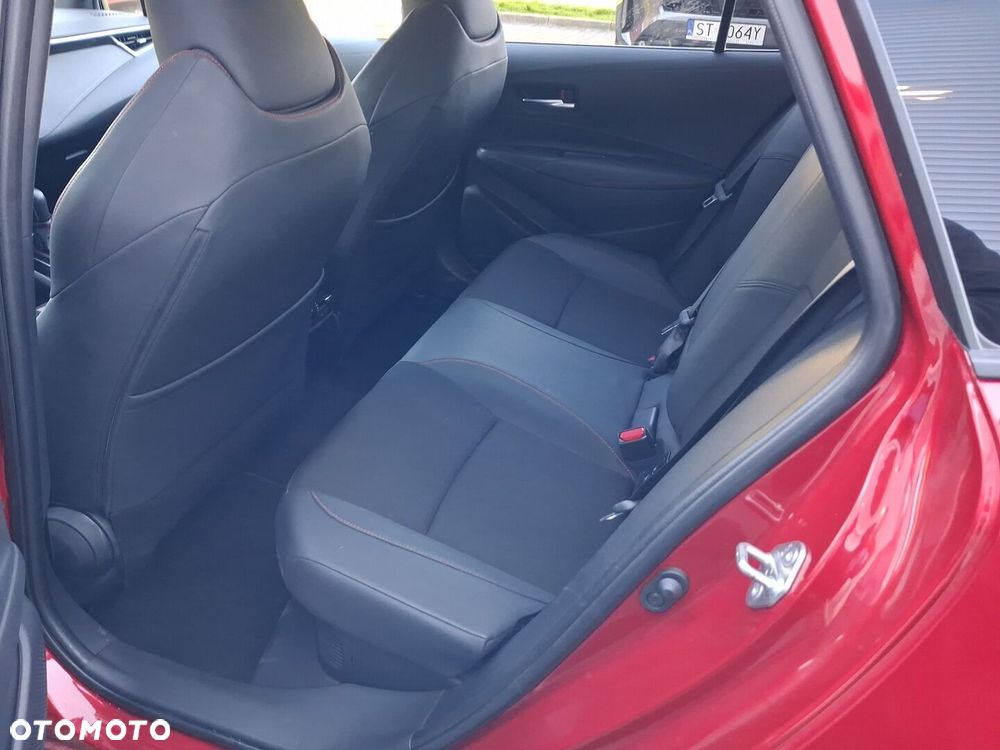 Toyota Corolla - 12