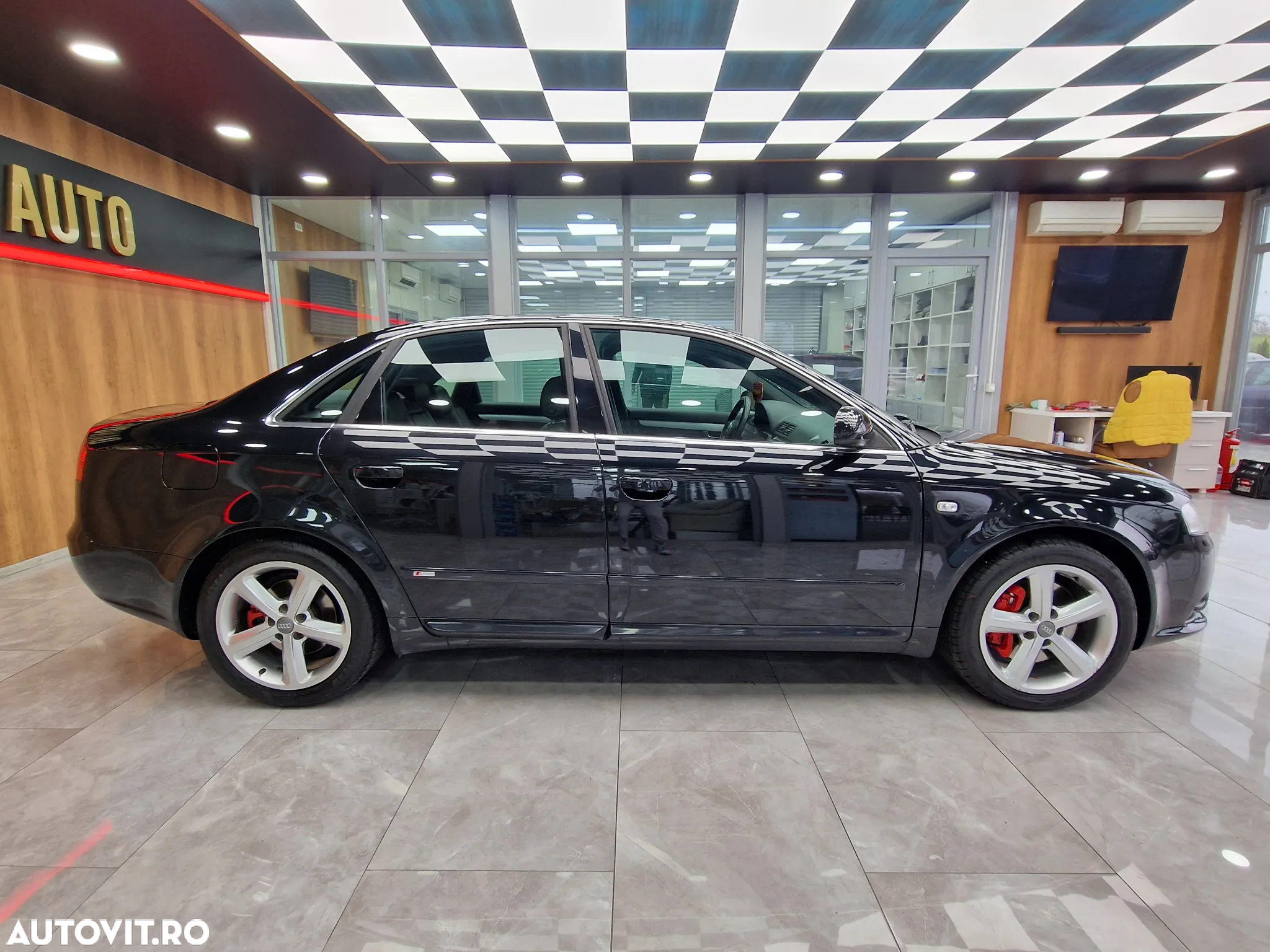 Audi A4 2.0 TFSI Quattro - 12