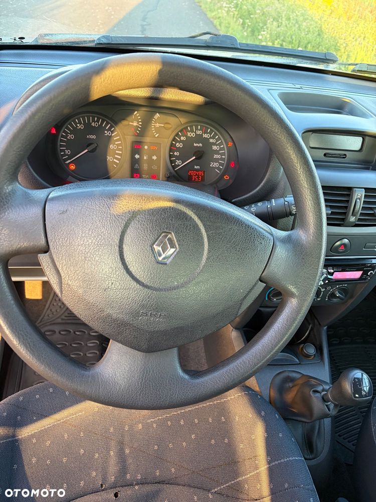 Renault Clio 1.2 16V Confort Authentique - 8