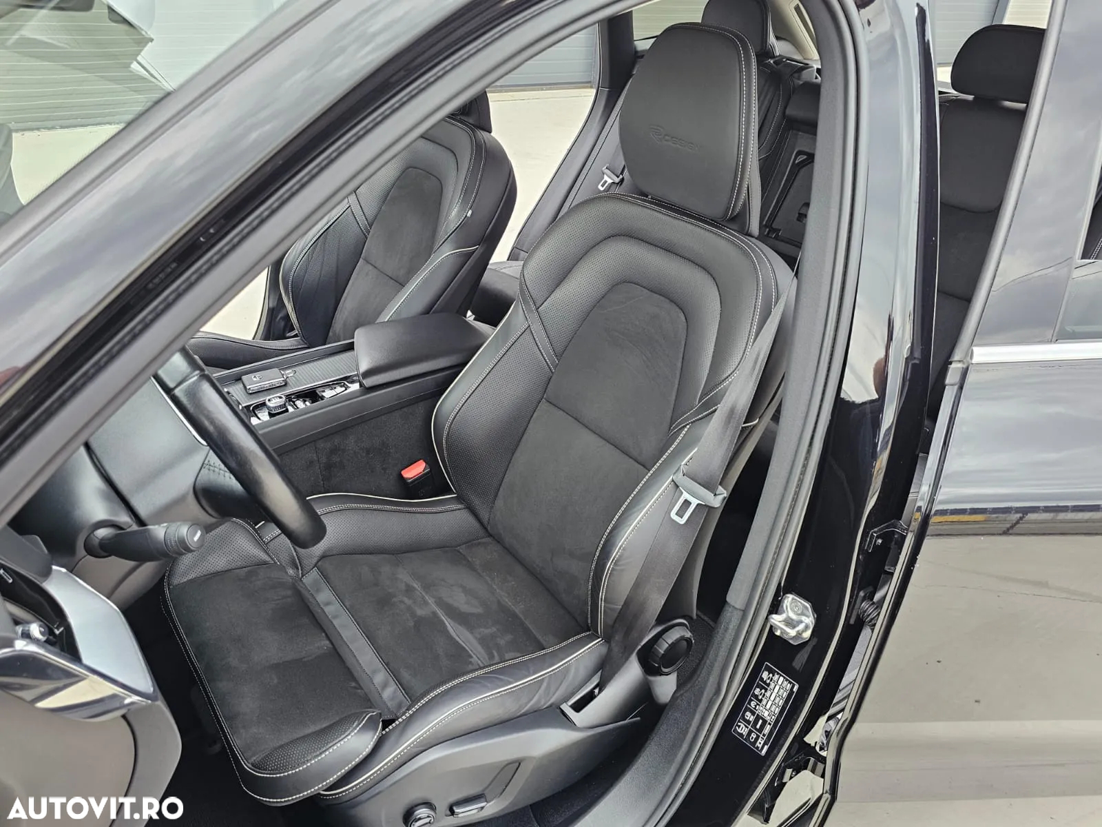 Volvo XC 60 B5 D AWD Geartronic RDesign - 17