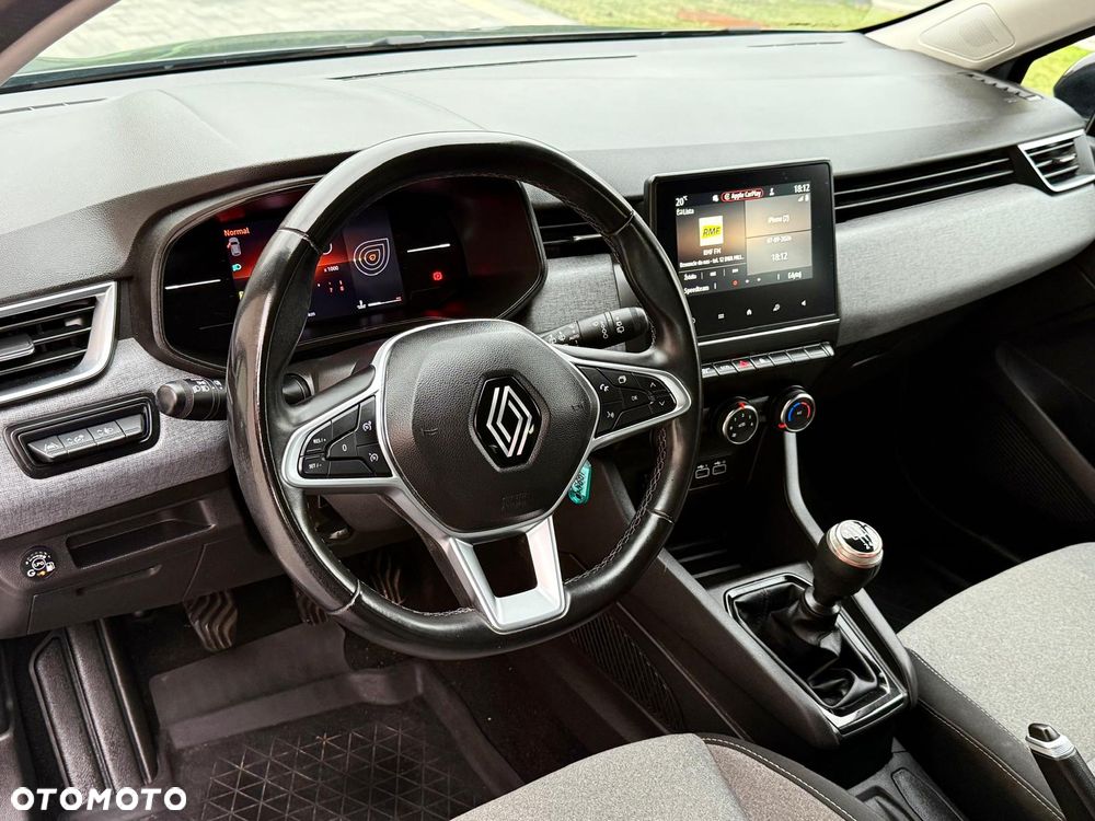 Renault Clio - 19