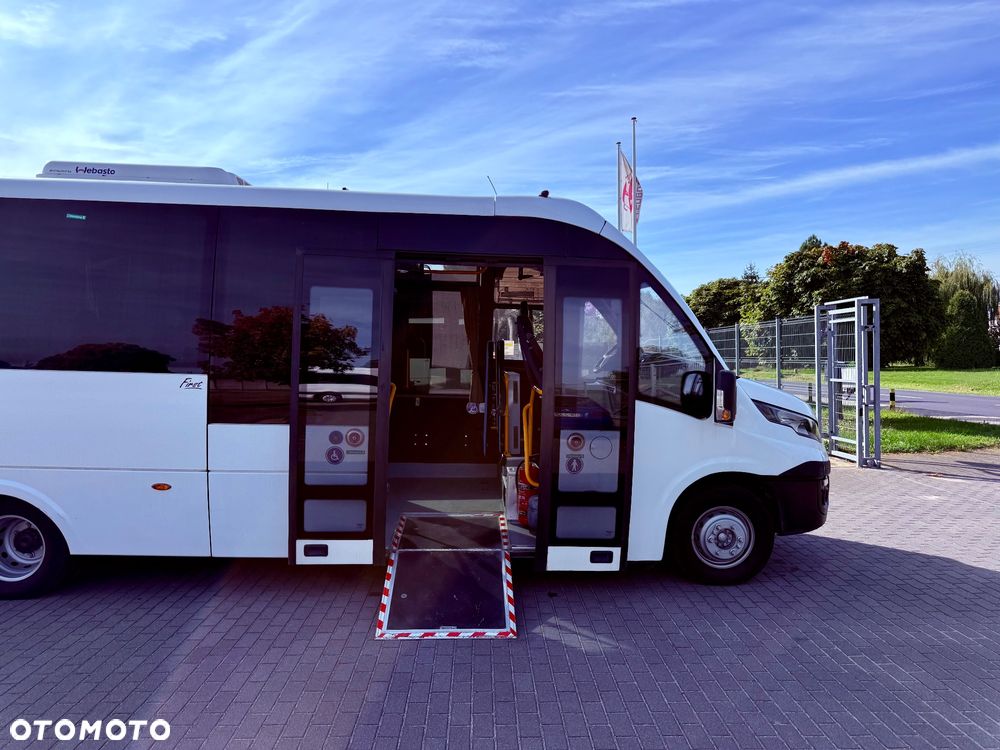 Iveco Rosero First - 20
