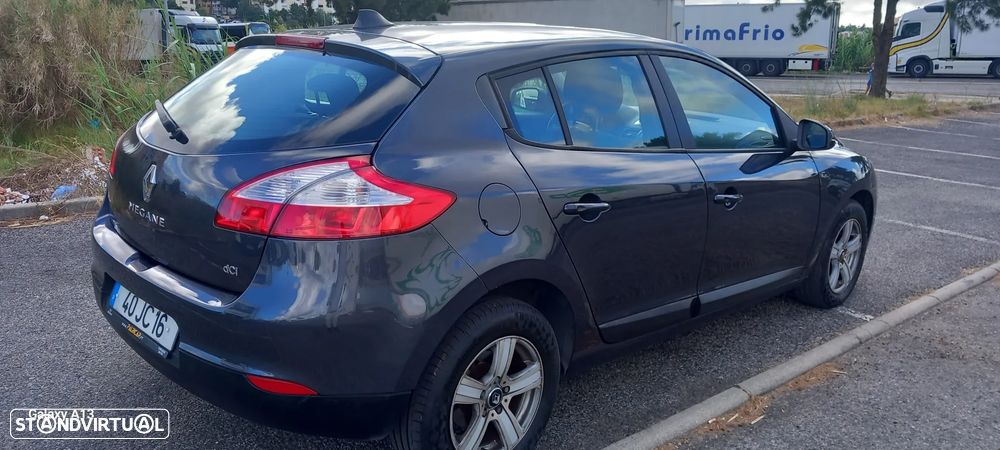 Renault Mégane 1.5 dCi Confort - 5