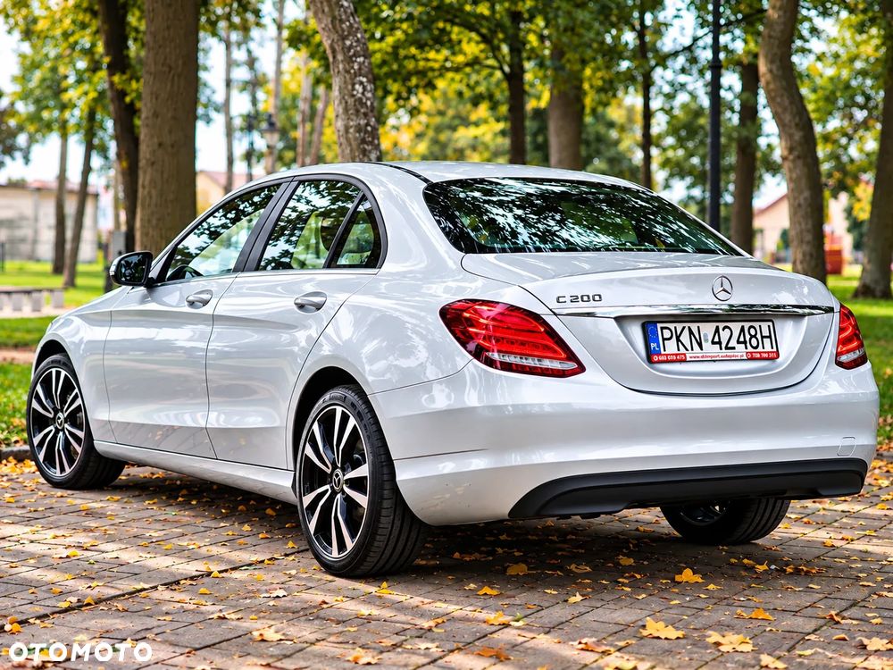 Mercedes-Benz Klasa C 200 4Matic 9G-TRONIC - 8