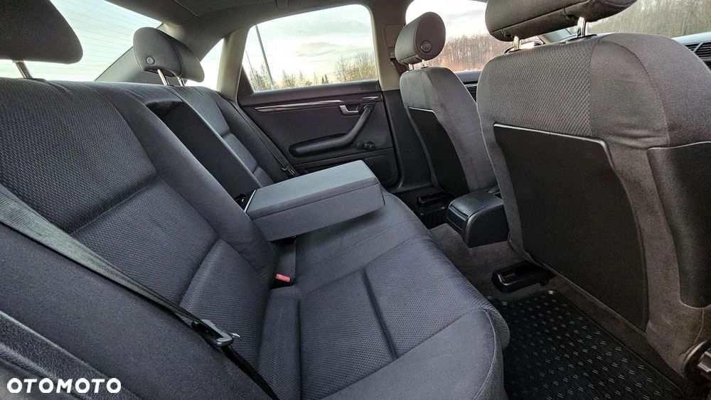 Audi A4 Limousine - 26