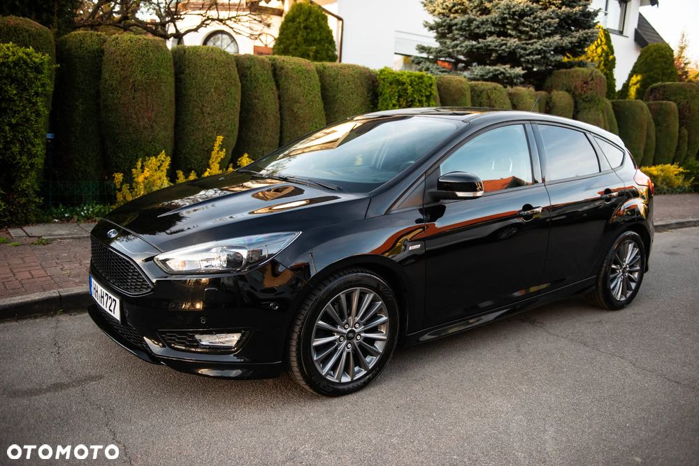 Ford Focus 1.5 EcoBoost ST-Line Red ASS - 3