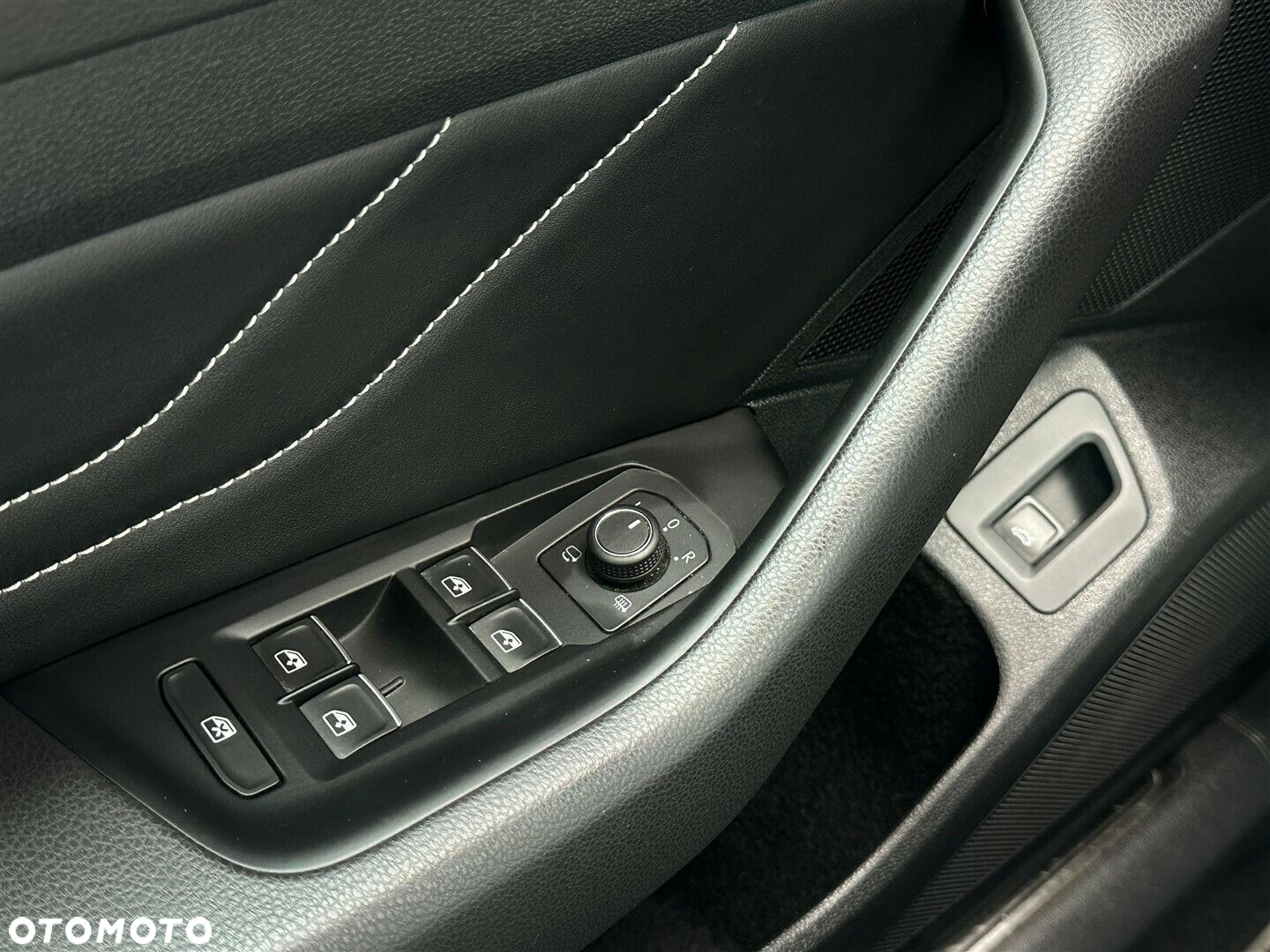 Volkswagen Arteon 2.0 TDI Elegance DSG - 16