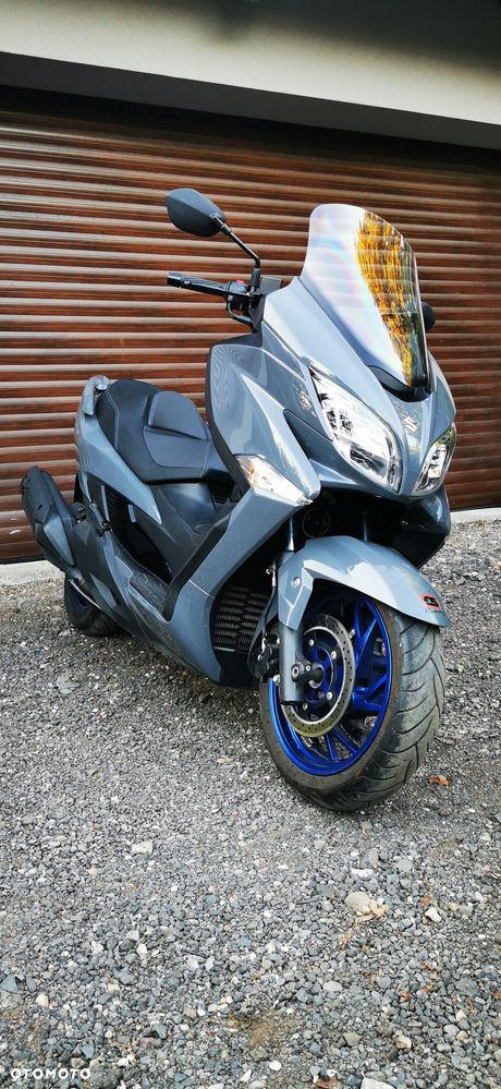Suzuki Burgman - 5