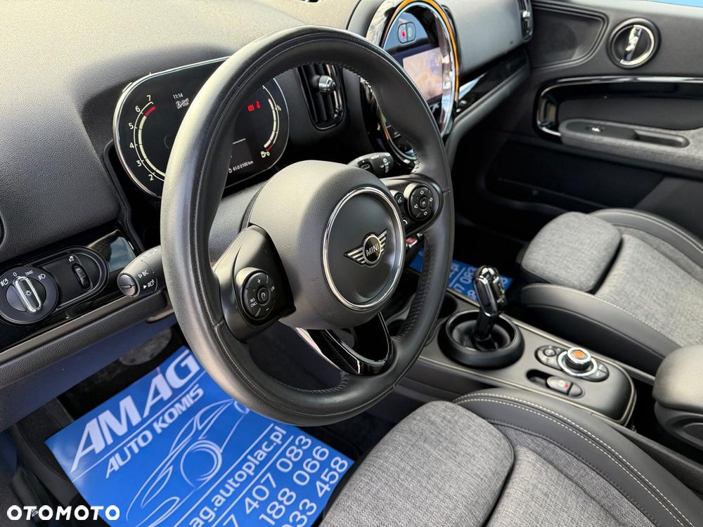 MINI Countryman Cooper Shadow Edition - 16