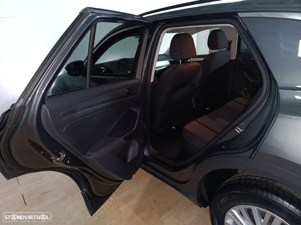 VW T-Roc 1.0 TSI Urban - 12