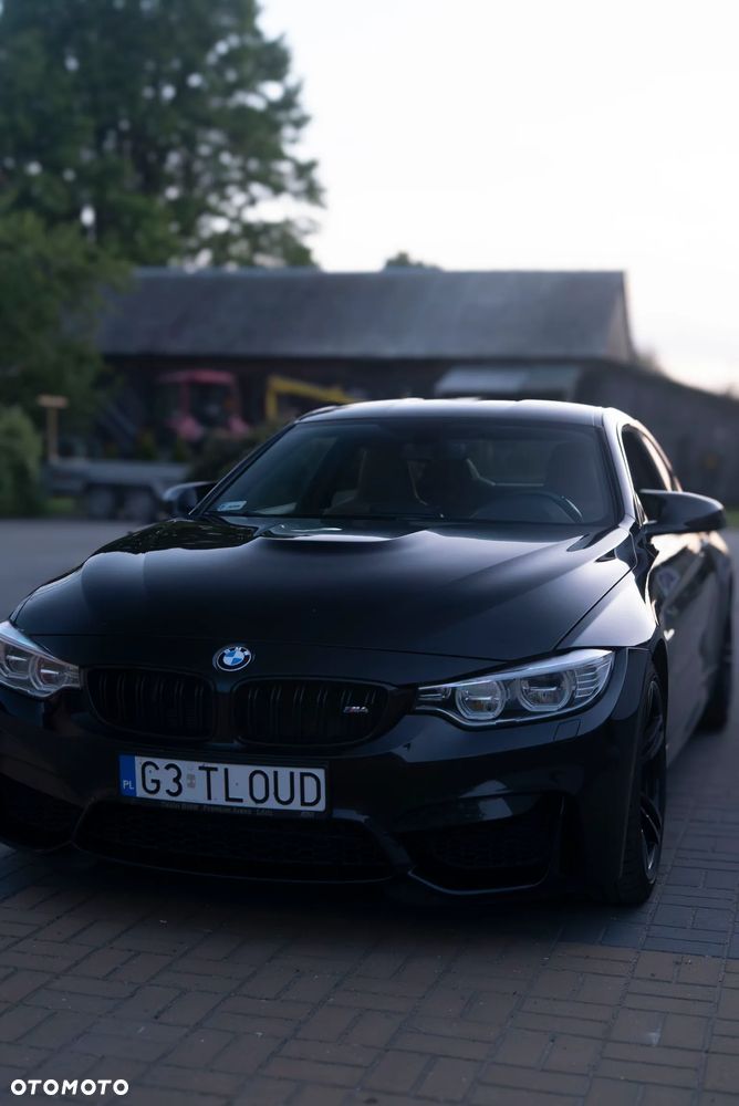 BMW M4 DKG - 5