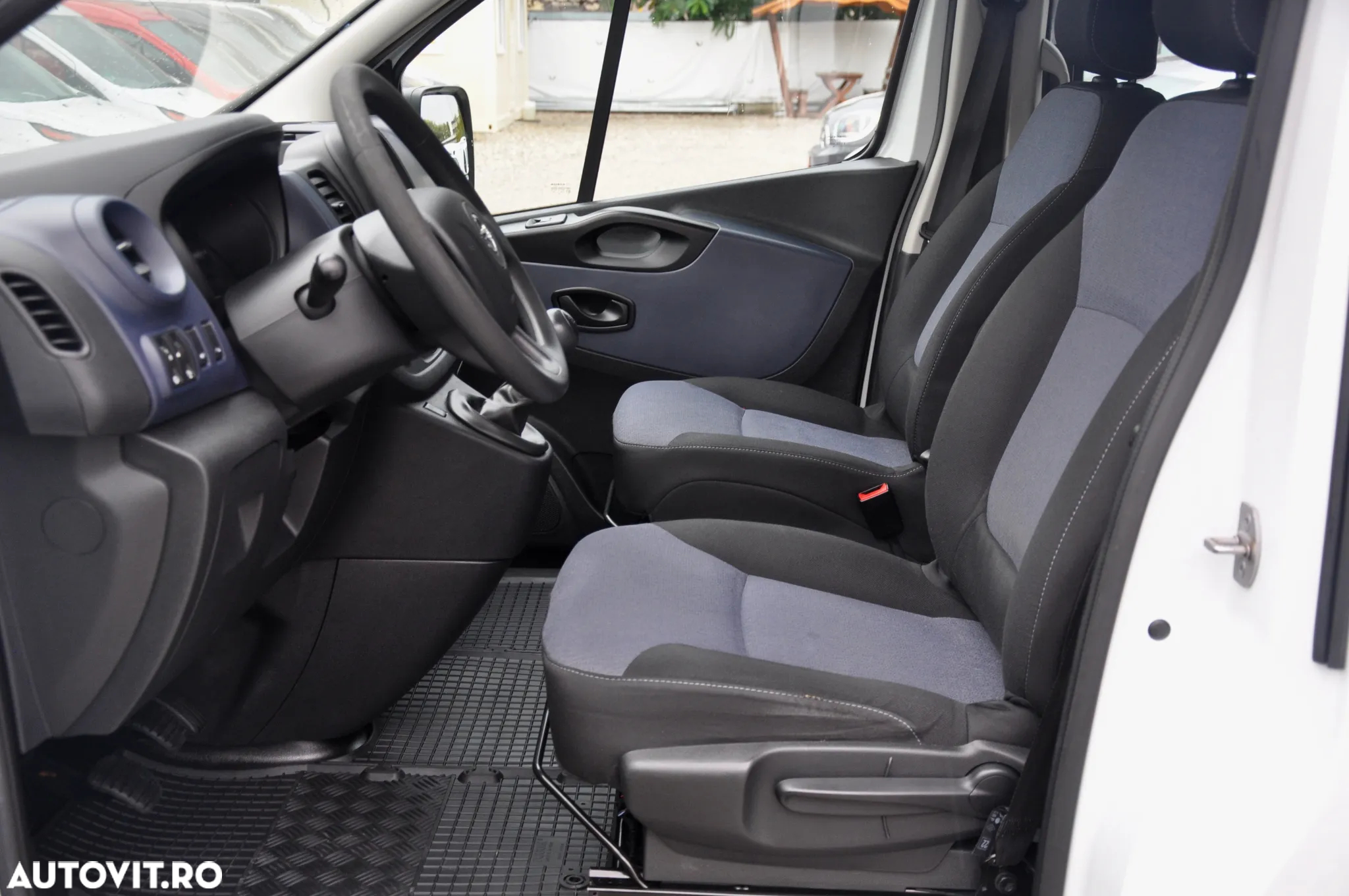 Opel Opel Vivaro Doka 5 Locuri - 15