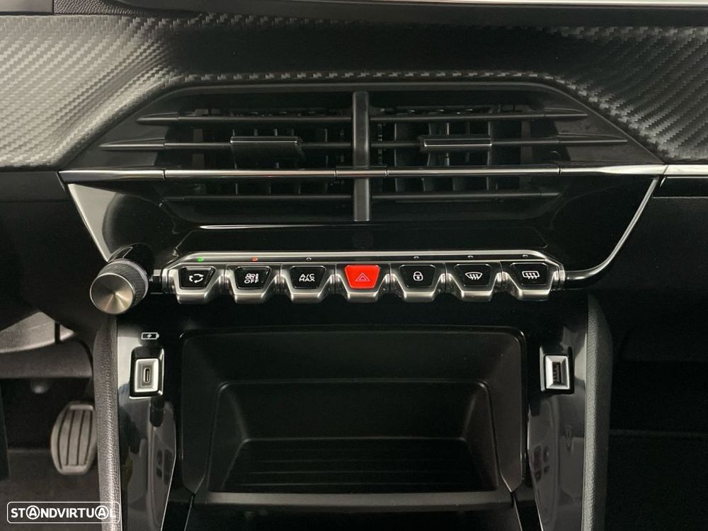 Peugeot 2008 1.2 PureTech Active - 21