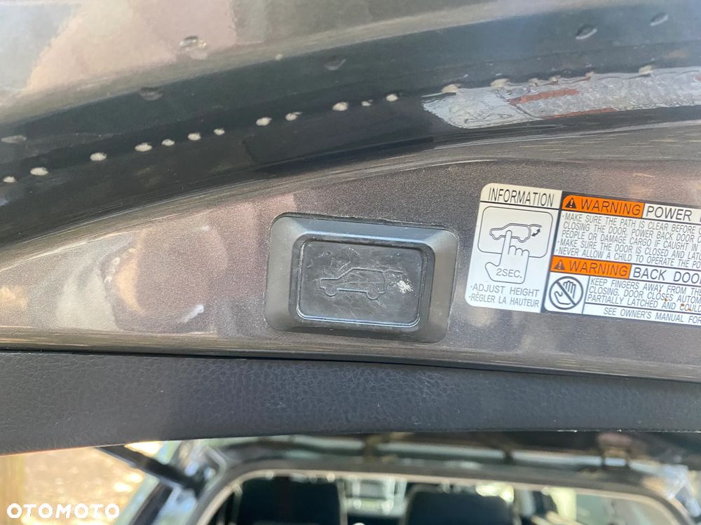 Toyota RAV4 2.0 D-4D 4x4 - 22