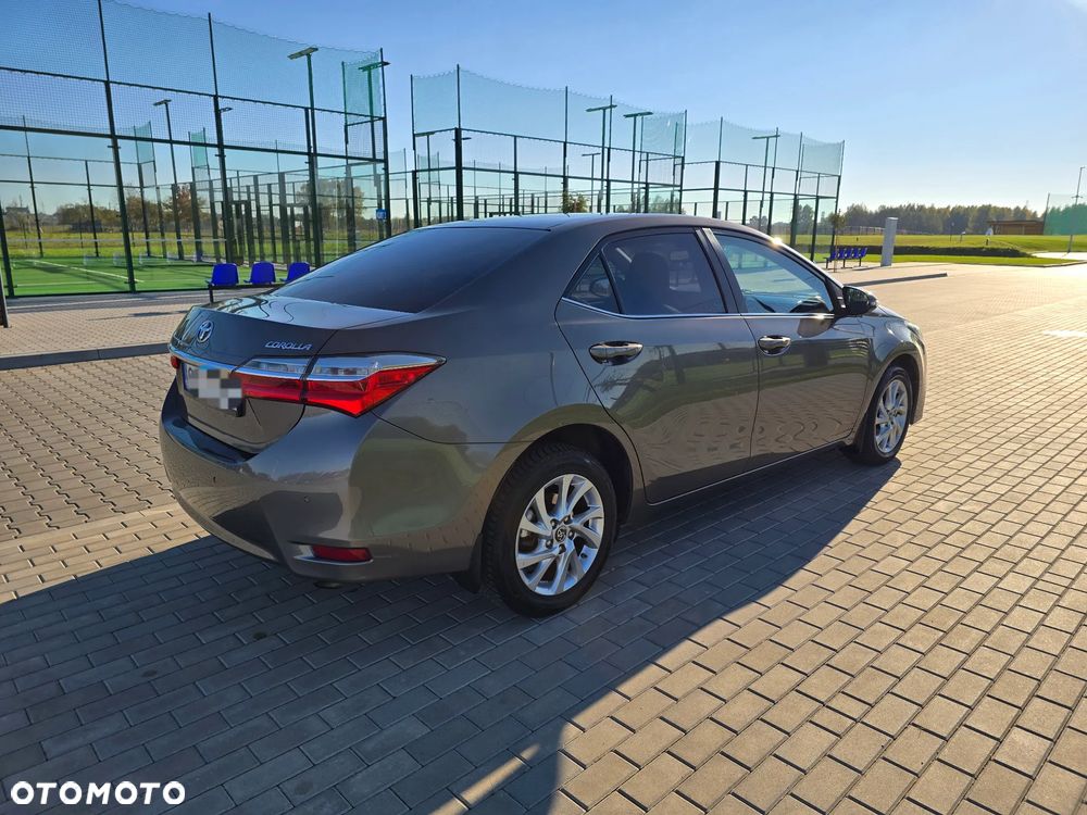 Toyota Corolla 1.6 Comfort - 13