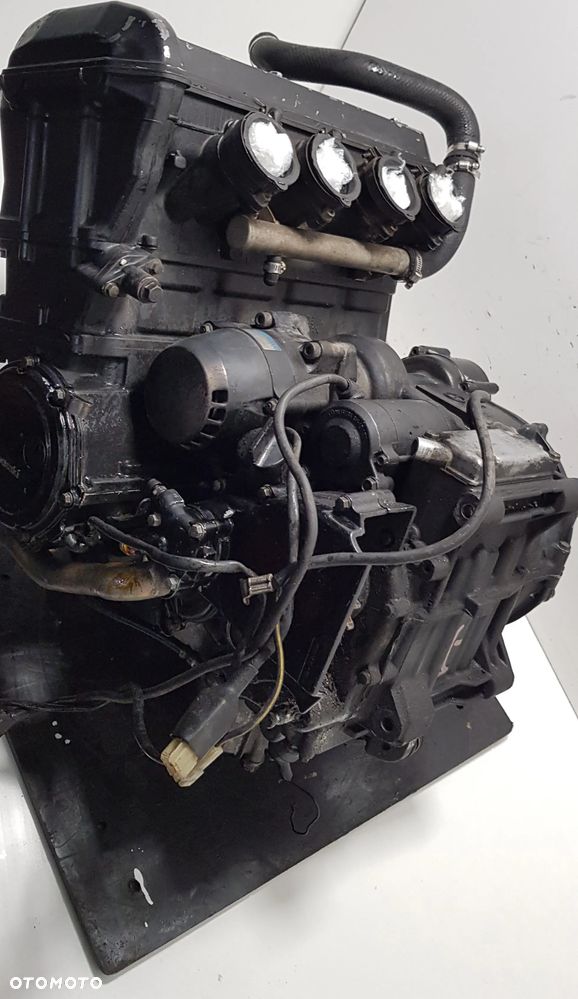 Kawasaki ZZR 1100 Silnik - 2