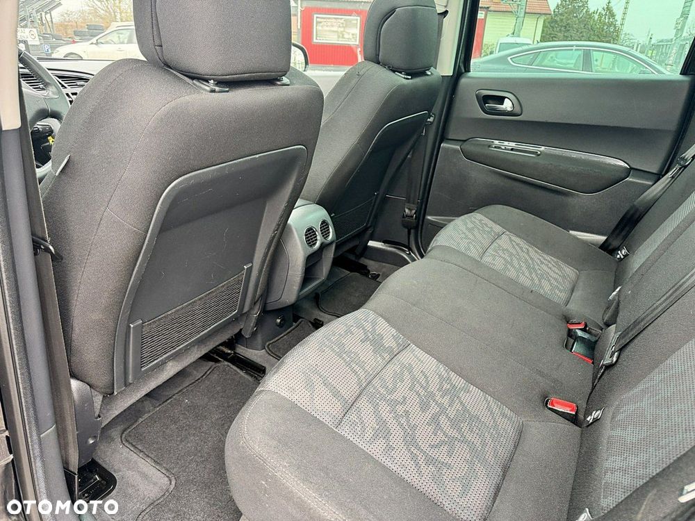 Peugeot 3008 - 13