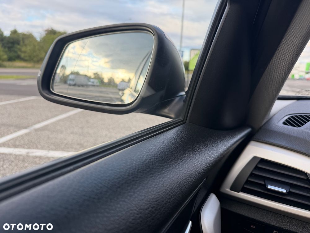 BMW Seria 1 116i - 27