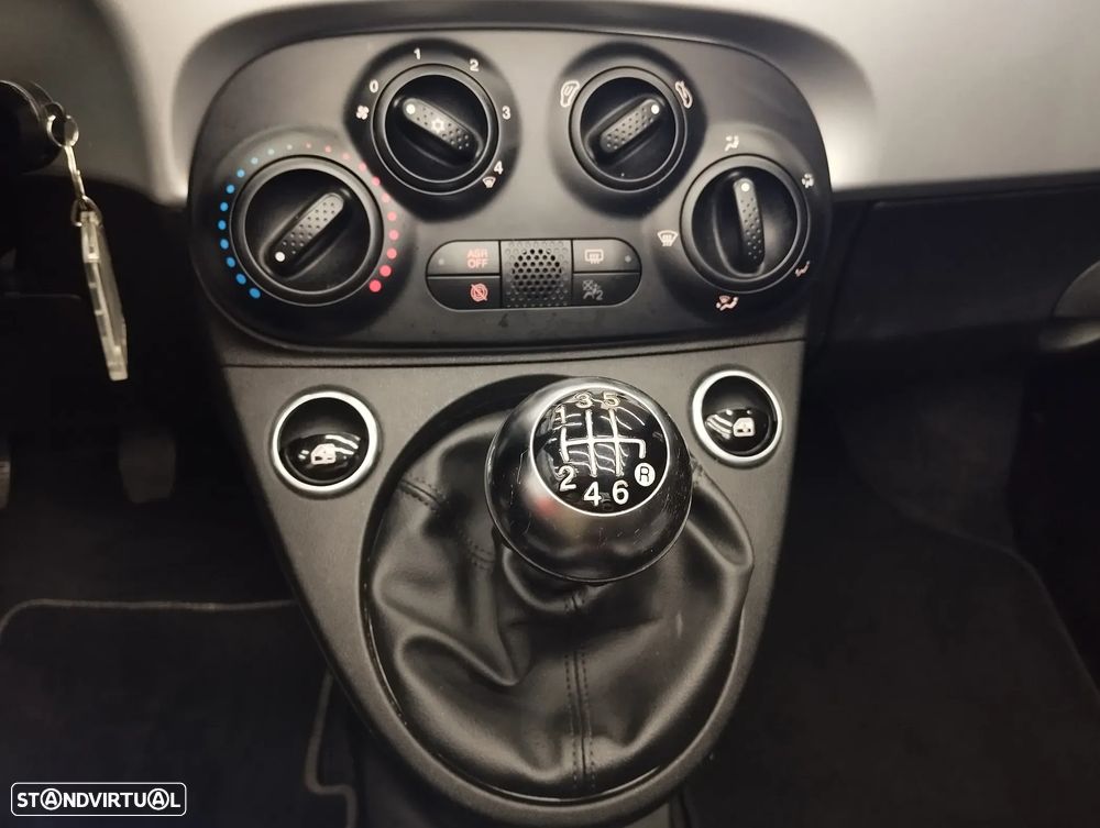 Fiat 500C 1.0 Hybrid Connect - 29