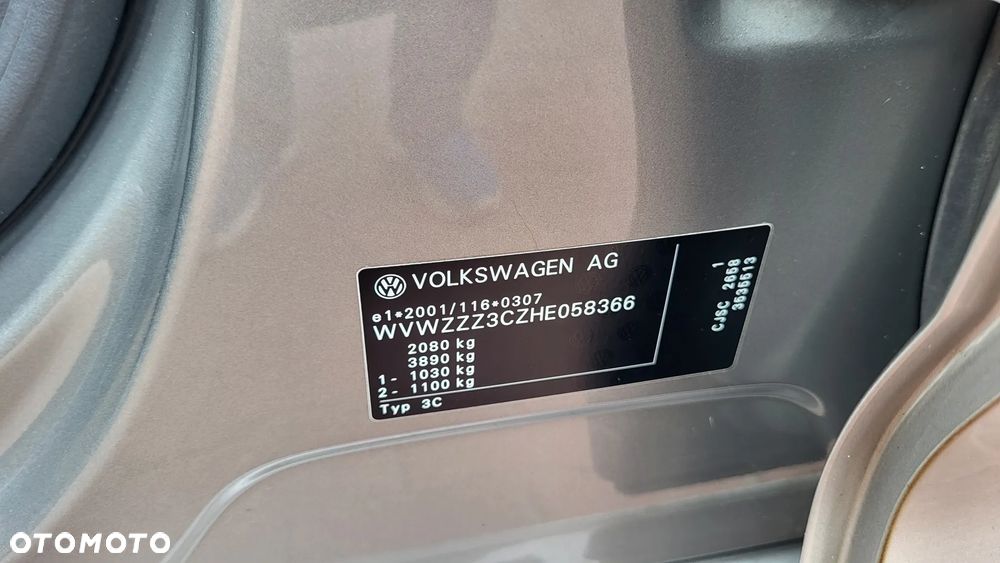 Volkswagen Passat 1.8 TSI BMT Comfortline - 18