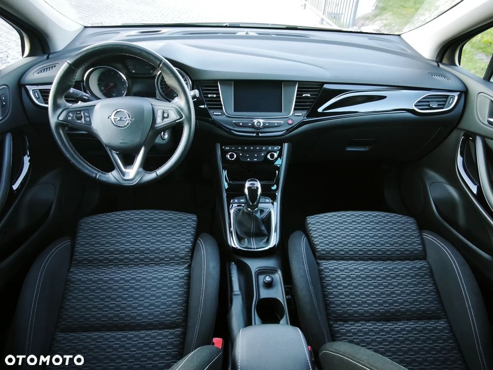 Opel Astra 1.4 T Dynamic - 7