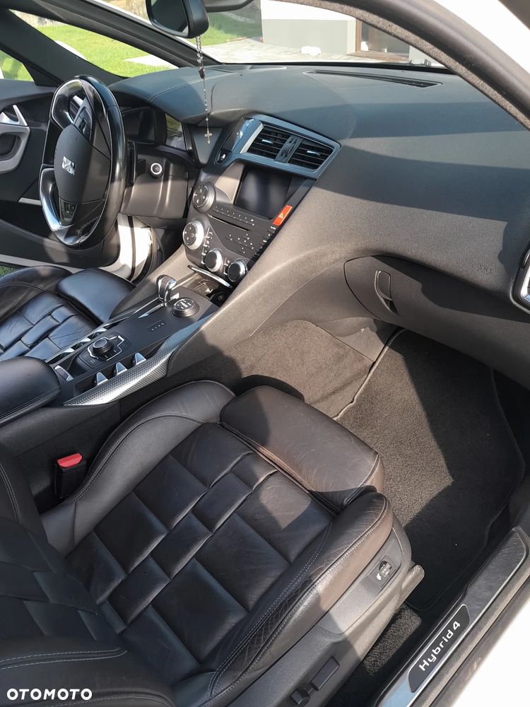 Citroën DS5 2.0 HDi Hybrid4 SportChic MCP - 8