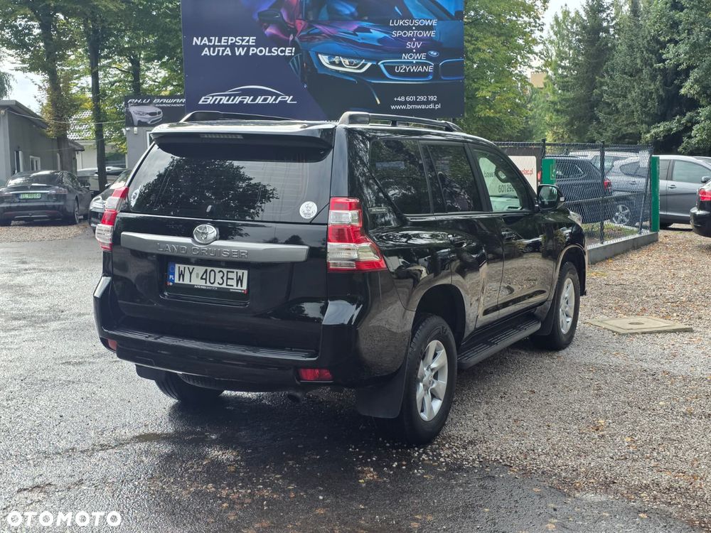 Toyota Land Cruiser 3.0 D-4D Automatik 60th Anniversary - 10