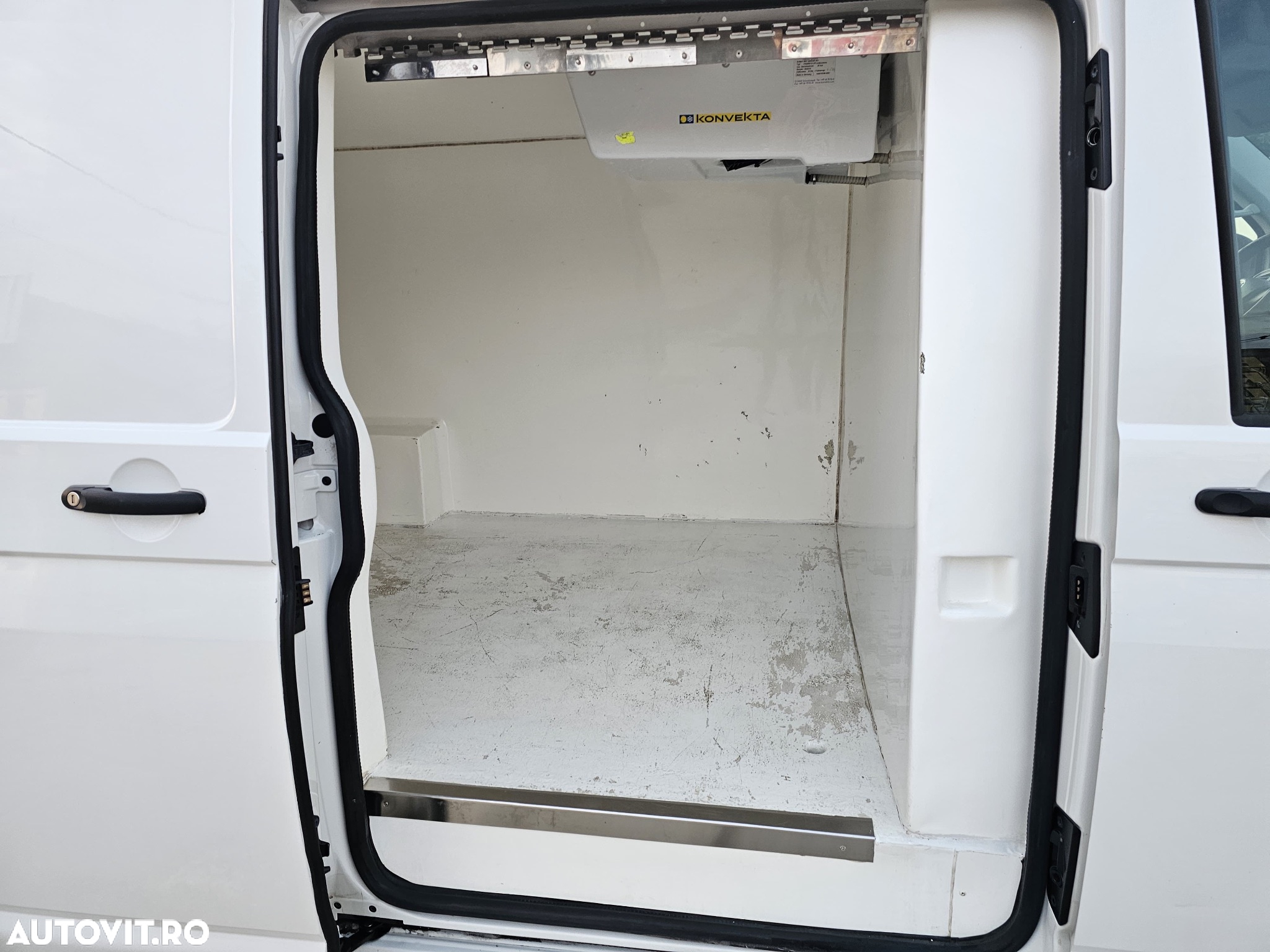 Volkswagen Transporter ( T6 ) - 2.0 TDI - FRIGORIFIC - 8