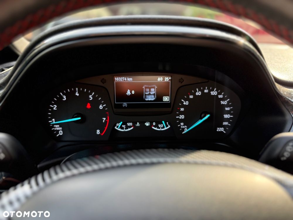 Ford Fiesta 1.0 EcoBoost S&S ST-LINE - 26