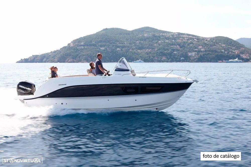 Quicksilver Activ 805 Sundeck - 6