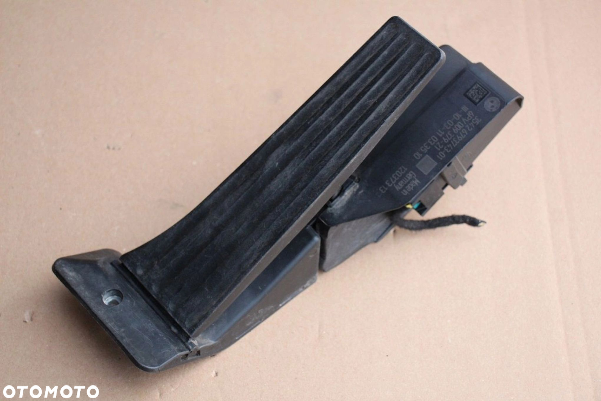 Pedał gazu potencjometr BMW 1 e82 e81 e88 e87 x1 e84 6793743 - 4