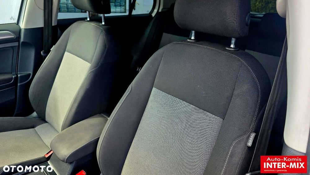 Volkswagen Golf - 36