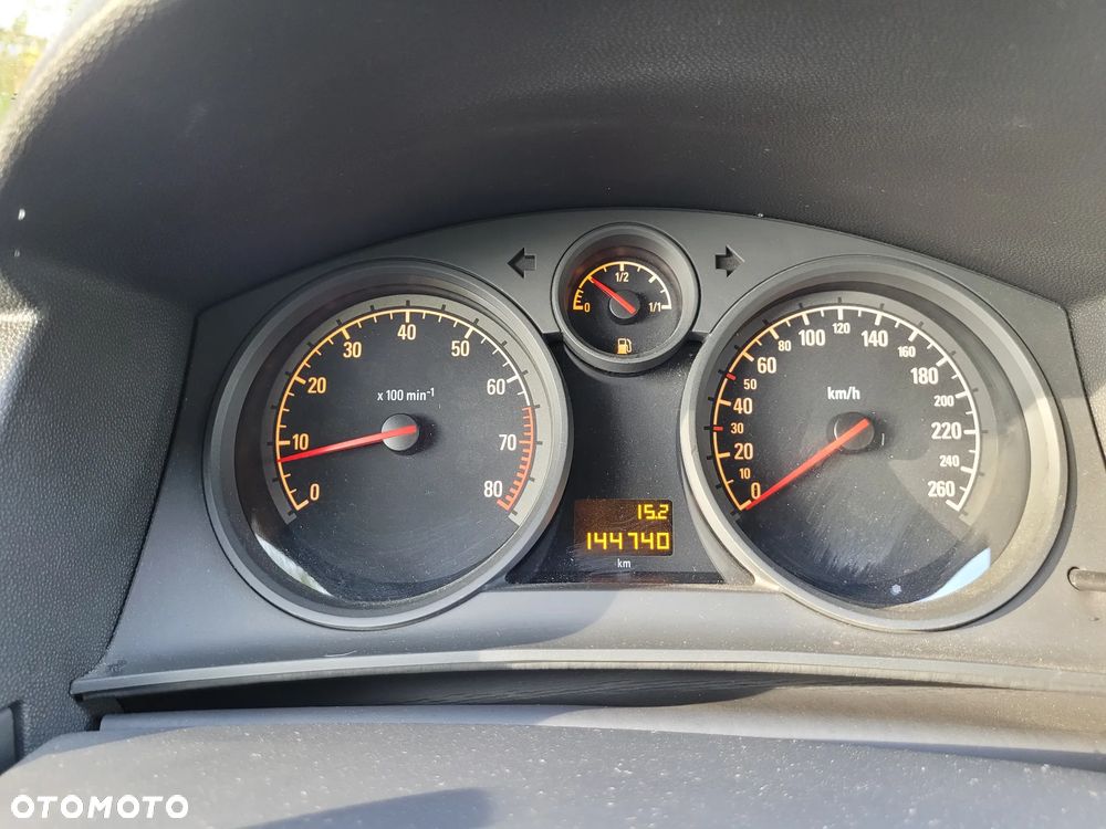 Opel Astra - 11