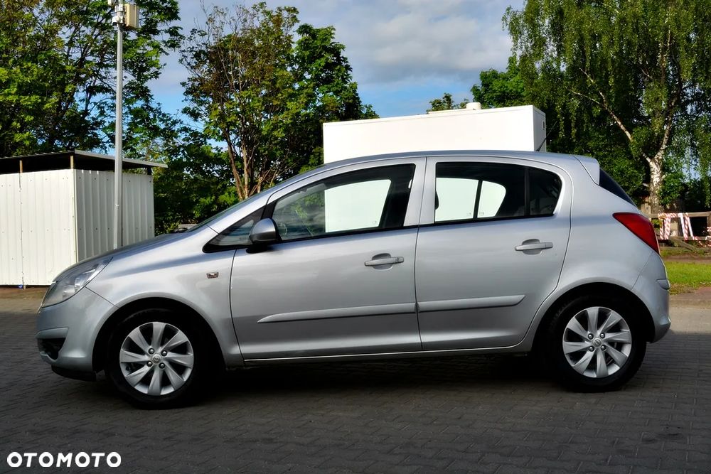 Opel Corsa 1.4 16V Catch me - 11