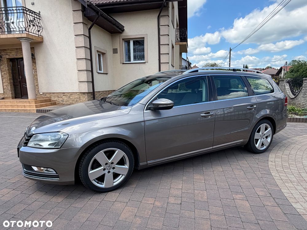 Volkswagen Passat 2.0 TDI 4Motion Highline - 8