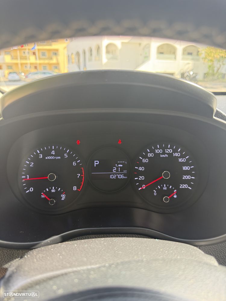 Kia Picanto 1.0 CVVT EX 4AT - 11