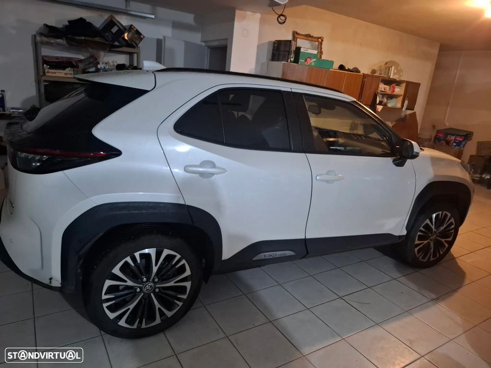 Toyota Yaris Cross 1.5 HDF Luxury - 9