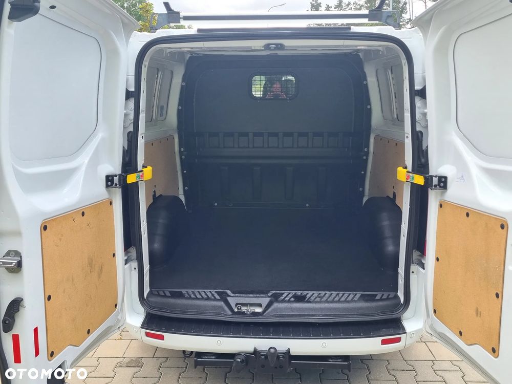 Ford Transit Custom - 8