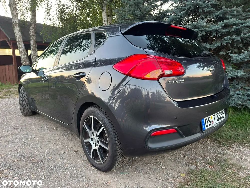 Kia Ceed 1.6 GDI DCT Platinum Edition - 2