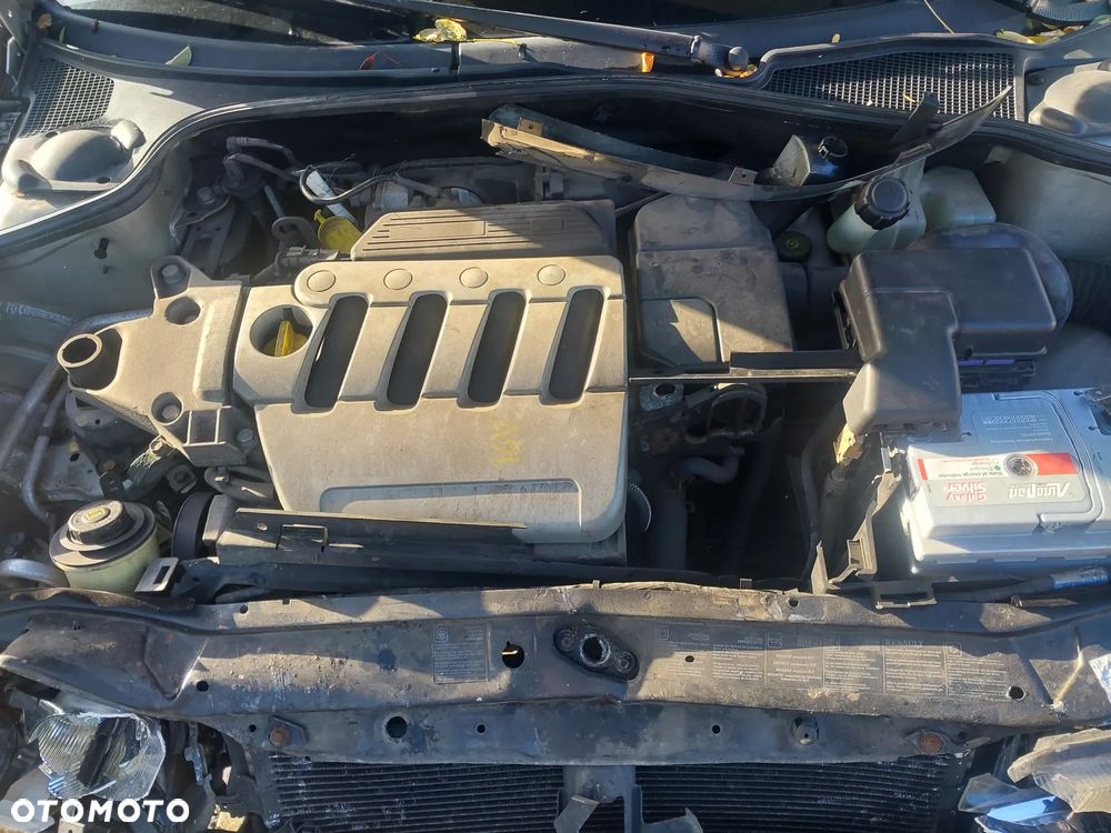 Renault Laguna 2 II HB silnik kompletny 1.6 16v 79kW 107KM K4M710 alternator pompa cewka kolektor przepustnica przewód skrzynia biegów 5B drzwi prawe lewe przód tył klapa błotnik lusterko MV190 szyba tempomat zacisk tarcza półoś osłona belka stacyjka sterownik panel fotel lewarek kierownica podnośnik szyby mechanizm boczek tłumik wydech pompa abs sterownik NA CZĘŚCI WSZYSTKIE CZĘŚCI - 7