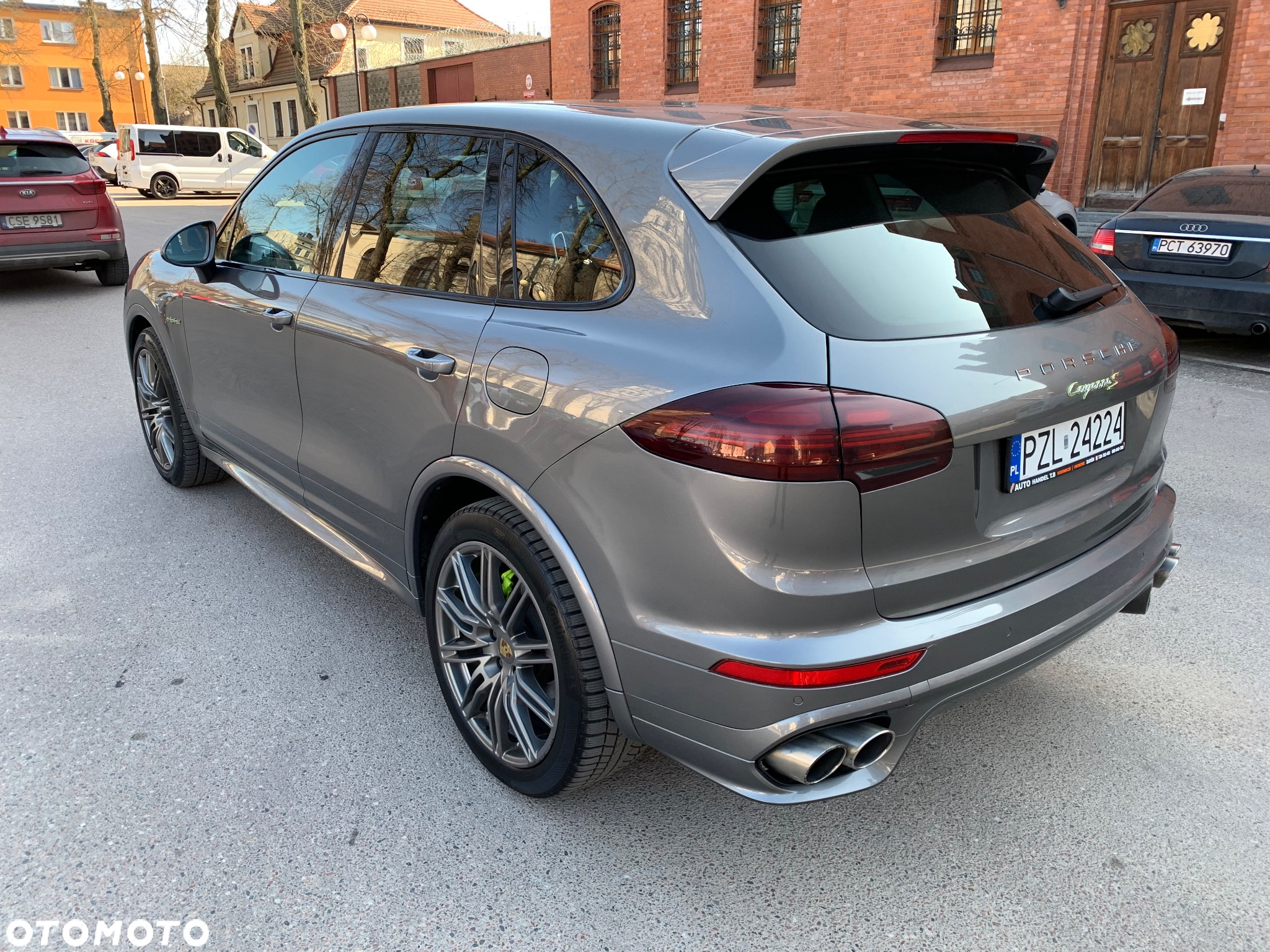 Porsche Cayenne S e-Hybrid - 2