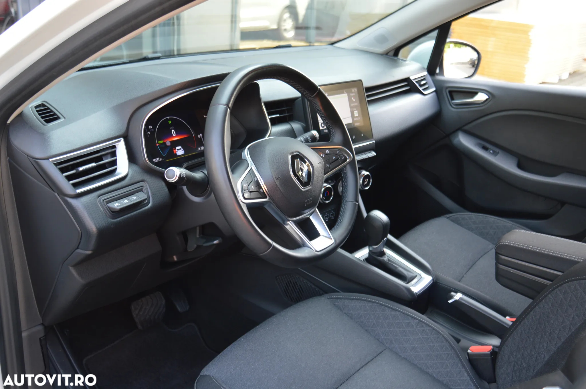 Renault Clio E-TECH Full Hybrid 145 E-TECH engineered - 16