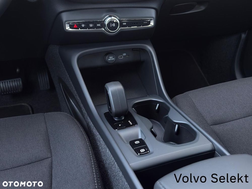 Volvo XC 40 - 37