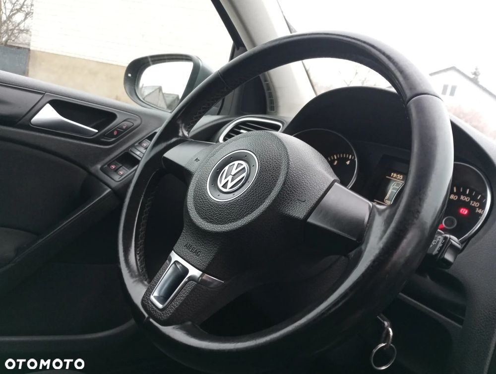 Volkswagen Golf - 20