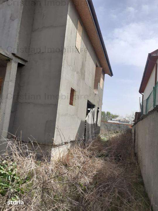VILA P+1+M LA GRI 168mp utili Cazasu Caramida Teren 375 mp - Imagine principală: 3/3