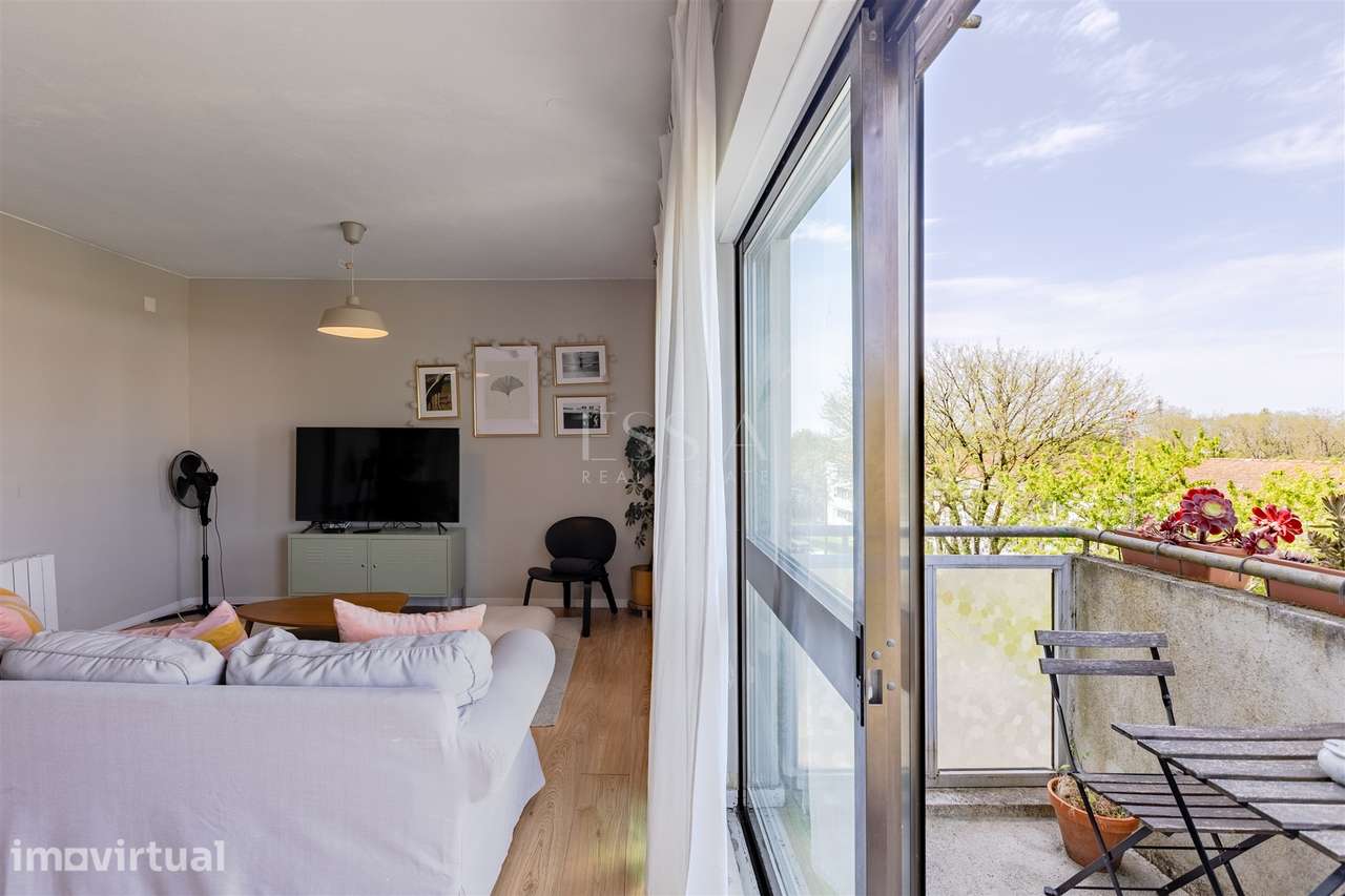 Apartamento T3 com Varanda para Arrendar em Ramalde, Porto - Grande imagem: 4/33