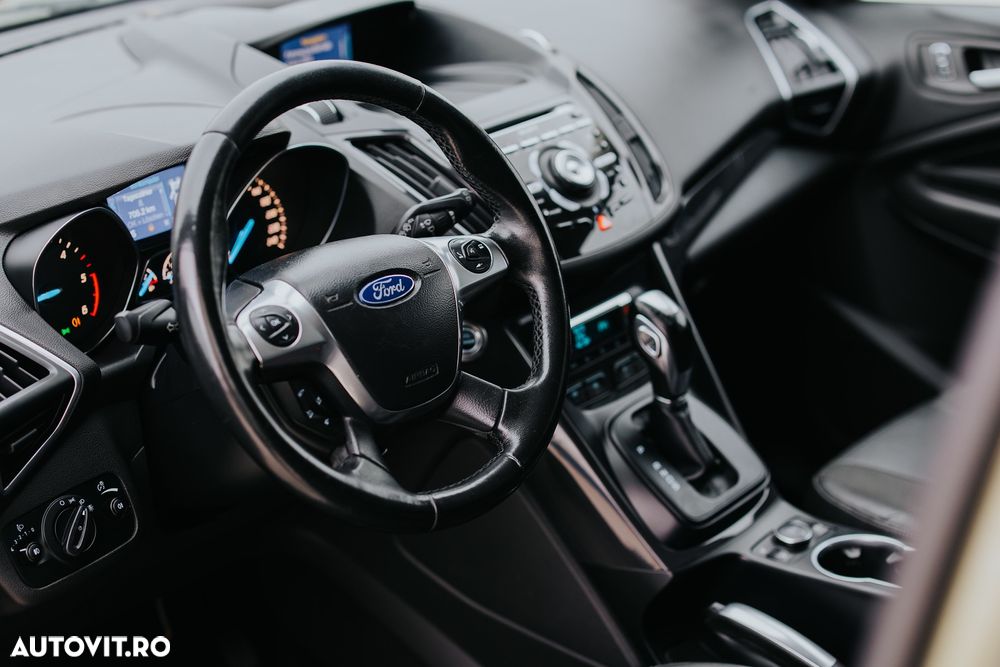 Ford Kuga 2.0 TDCi 4x4 Aut. Titanium - 13