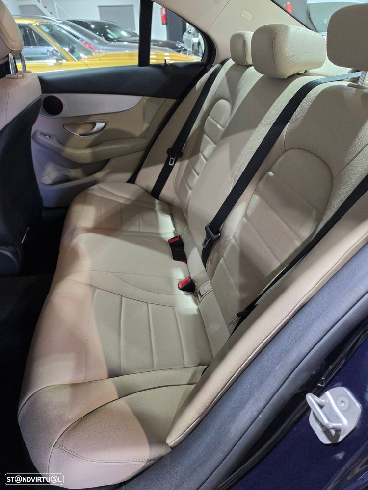 Mercedes-Benz C 300 h Avantgarde - 25